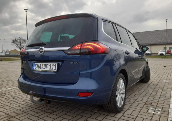 Opel Zafira cena 47800 przebieg: 209000, rok produkcji 2015 z Paczków małe 742